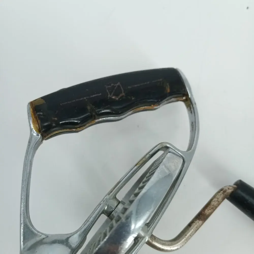 Vintage US Stainless Steel Rotary Egg Beater Hand Crank Mixer Black Handle USA